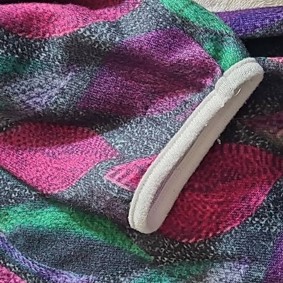 Long sleeve multicolored jewel toned women's top. MissLook, size large. - Picture 6 of 8